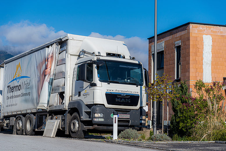 thermowhite mixmobil bei der baustelle